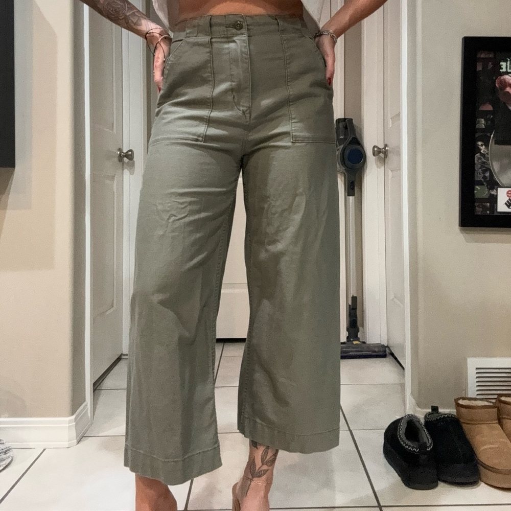Volcom green pants